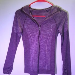 Lululemon 1/2 Zip Pullover Size 4